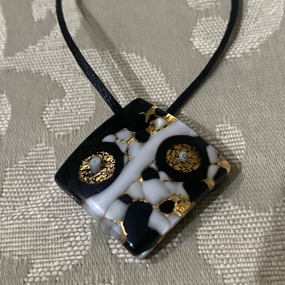 Vintage Pendant Necklace